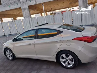  15 Hyundai Elantra