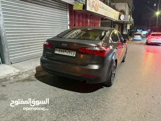  12 كيا سيراتو