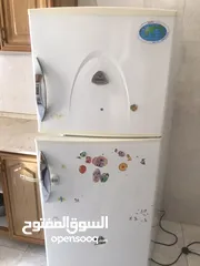  3 ثلاجة سانيو بحالة جيدة جيدا