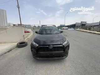 26 2021 TOYOTA RAV4, LE  بطاريه ليثيوووم السياره توب نضافه بصلاه على النبي