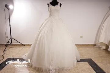  15 بدلات عرايس جديده و شبه جديده للبيع