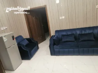  4 للايجار الشهري شقة غرفة وصالة مفروشة حي الخليج الرياض
