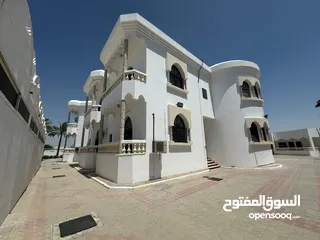  9 فيلا طابقين للايجار السنوي  Two-storey villa for annual rent