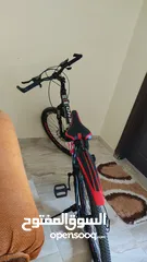  1 بسكليت بحالة الوكاله معو كل العده تبعتو