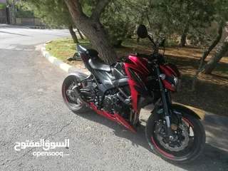  7 سوزوكي gsxs750