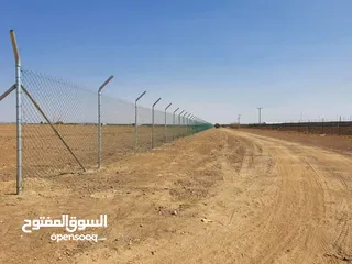  2 تسوير الاراضي والمواقع والمزارع