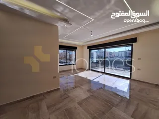  1 شقة طابق اول للبيع في العوجانية بمساحة بناء 225م