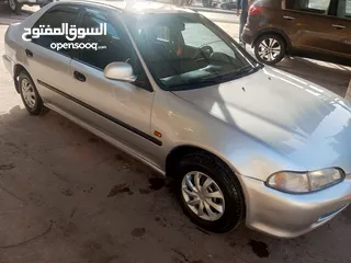  1 هوندا سيفك موديل 95تومتك الدهان الجديد صيانه كامله فحص واحد جيد ثلاث دقات السياره ممتازه ونضيف