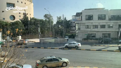  10 مكتب 240م طابق اول في جبل عمان