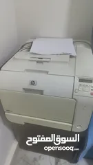  1 طابعة ليزر ملونة مستعمل