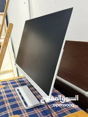  3 شاشة كمبيوتر جديدة من ماركة لينوفو