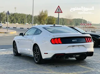  7 FORD MUSTANG GT 2022