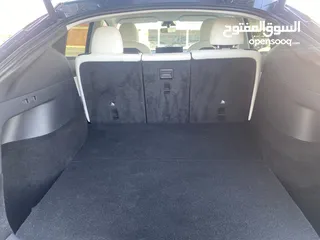  18 TESLA Y LONG RANGE 2021