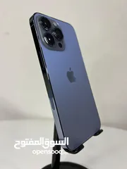  2 ايفون 13 برو 512 جيجا ووتر بروف مش مفتوح بحال الوكاله  ولا شخط و مكفول  مع وصلة شاحن و عظمه