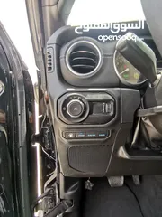  16 Jeep Wrangler Sahara Hybrid - 2023 - Black