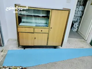  1 خزانه ثقيله جدا زان وخشب لاتيه