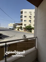  29 شقه طابق أول م 144متر  للبيع بسعر مميز في جبيهه حي المنصور مقابل جامع خديجه أم المؤمنين