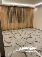  7 شقة سكنية طابق آخير ( الروف / شقتين )   للبيع في أجمل مواقع إربد