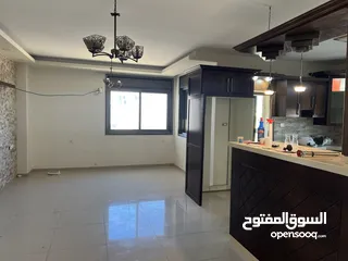  2 شق مميز ه للبيع في سطح مرحبا