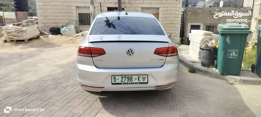  8 فولكسفاجين باسات