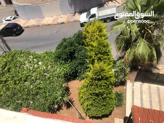  7 عقار سكني مميز للبيع في عمان الغربية الچاردنز قريب من كل الخدمات مع إطلالة بوجهتين