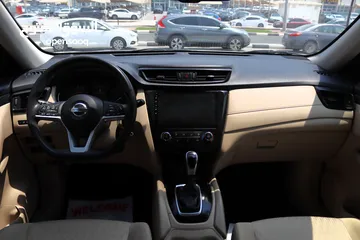  7 NISSAN XTRAIL - 2020 - GCC - ACCIDENTS FREE - خليجي - خالية من الحوادث - بحالة ممتازة