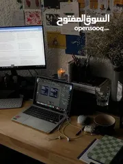  8 محاسب مالي وإداري