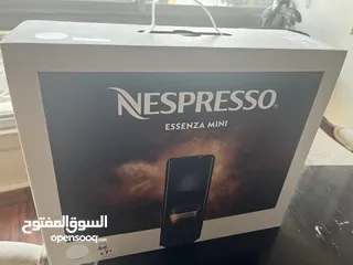  1 ماكينة قهوه نوع Nespresso جديدة بالكرتونة مع عدد 7 قهوه