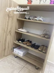  1 خزانة أحذية