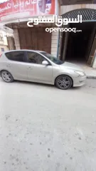  1 هونداي i30 بوضع الشركة