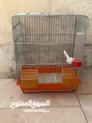  8 أقفاص عدد 10 إستعمال خفيف جداً وبحالة الوكالة موجود معلفين وثلاث معالف