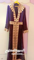  1 فساتين للبيع