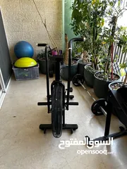  3 اجهزة رياضية بحالة الوكالة استعمال شخصي وقليل تواصلو معنا