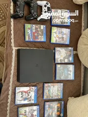  1 PS4 slim بحال الوكاله