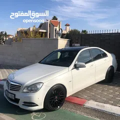  4 مرسيدي للبيع سحب شركة غرغور