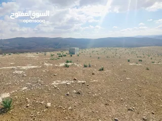  3 قطعة ارض 3دونمات ونصف فقط  مطلة ومرتفعه واصل جميع خدمات شرق جرش دحل