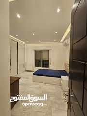  11 للايجار السنوي فقط شقة مودرن مع تراس modern apartment with terrace