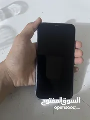  4 موبايل آيفون xr للبيع