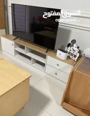  2 خزانة مزنون خشبية