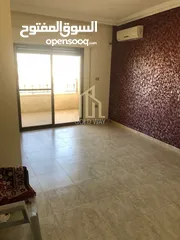  5 شقة مميزة 250م طابق ثاني مطله في أجمل مناطق الجاردنز / ref 786