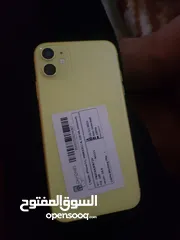  2 للبيع" iphone 11 عادي ذاكره 128G نظيف جدا شبه جديد مرفع بطاريه بس رسمي عررررطه. السعر 270$