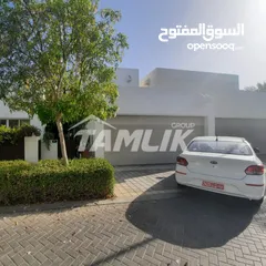  5 Luxurious 4 + 1 Villa for Sale in Al Mouj  REF 136GM فيلا للبيع في الموج