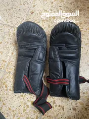  2 قفاز ملاكمة كبير  - Boxing gloves