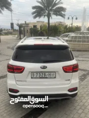  8 KIA SORENTO  2018 GT LINE