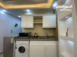 7 شقة مفروشة للايجار في الجاردنز سوبر ديلوكس 250