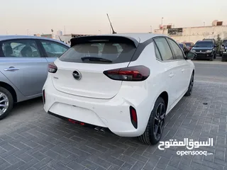  4 Opel Corsa 2023 1.2L