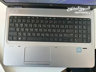  1 laptop HP i5 - 6 generation