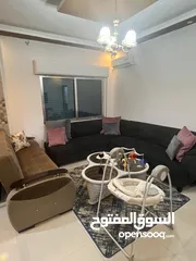  10 شقة مفروشة للإيجار بالجبيهة بالقرب من الجامعات