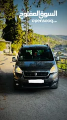  2 بيجو بارتنر تيبي  Blue HDi يد أولى  فحص نخب  سيارة مميزة ونظيفة  تنازل فوري عند الدفع كاش