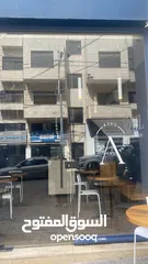 8 محل للايجار طابق ارضي على الشارع  في عبدون الشمالي، عمارة الموسيقار- 67 متر مربع ، طابقين, ارضي +1..